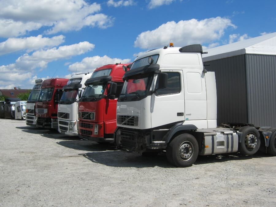 Skup samochodów ciężarowych Volvo i Renault