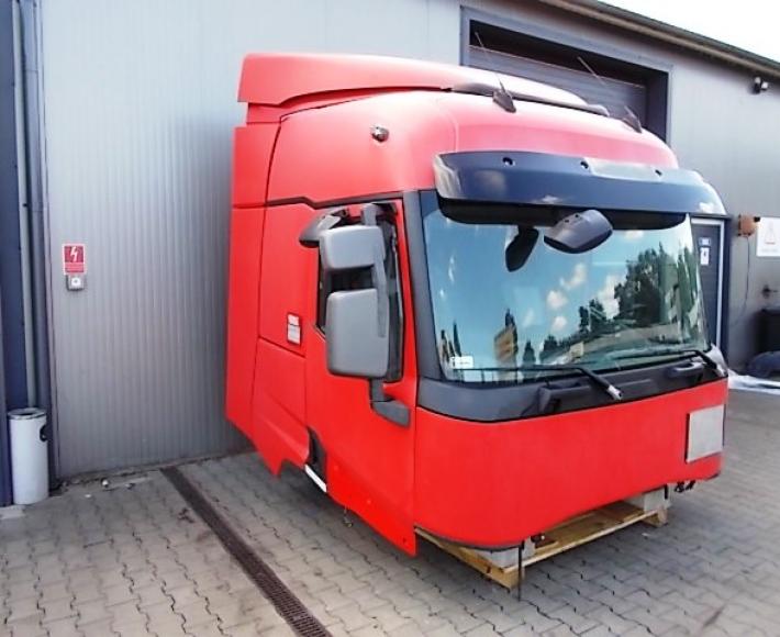 Kompletna kabina RENAULT T-RANGE GAMA T Euro 6 AUTOMAT Czerwona Renault
